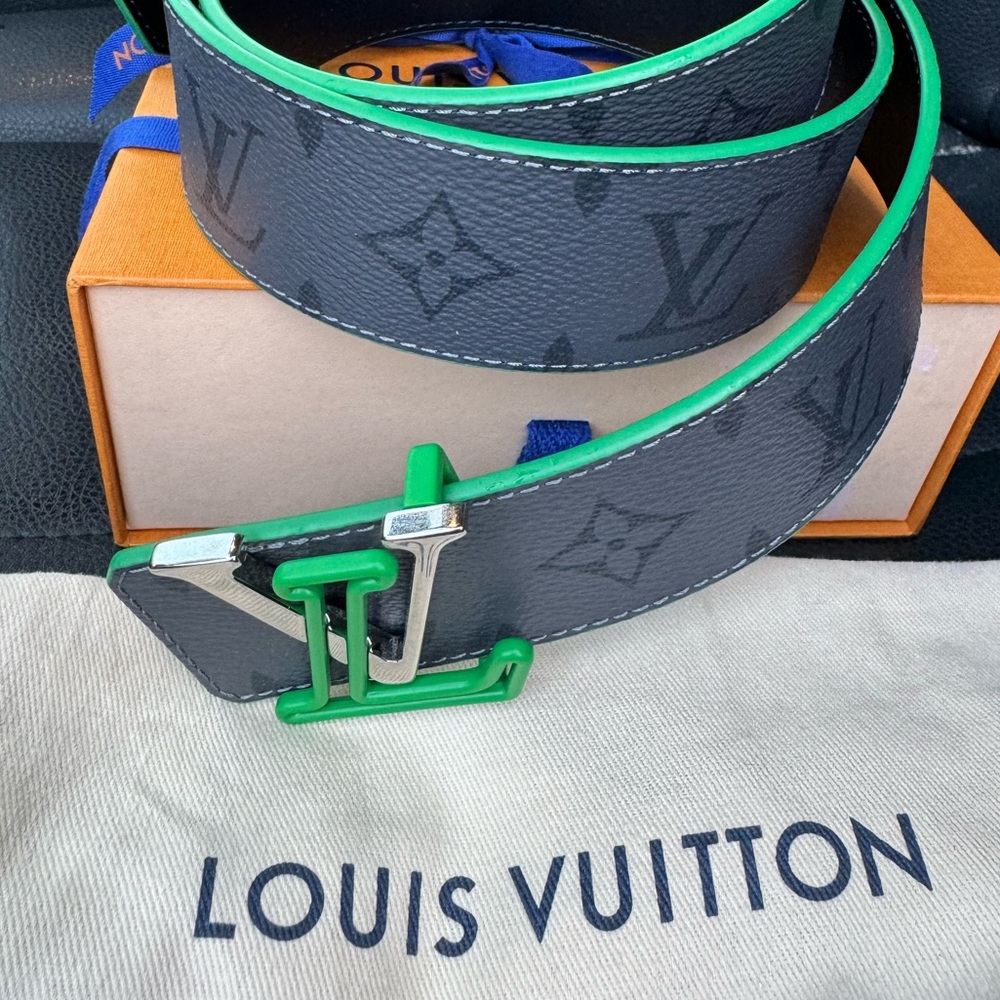 NWTS Louis Vuitton Line Reversible 40mm Belt - Picture 4 of 10